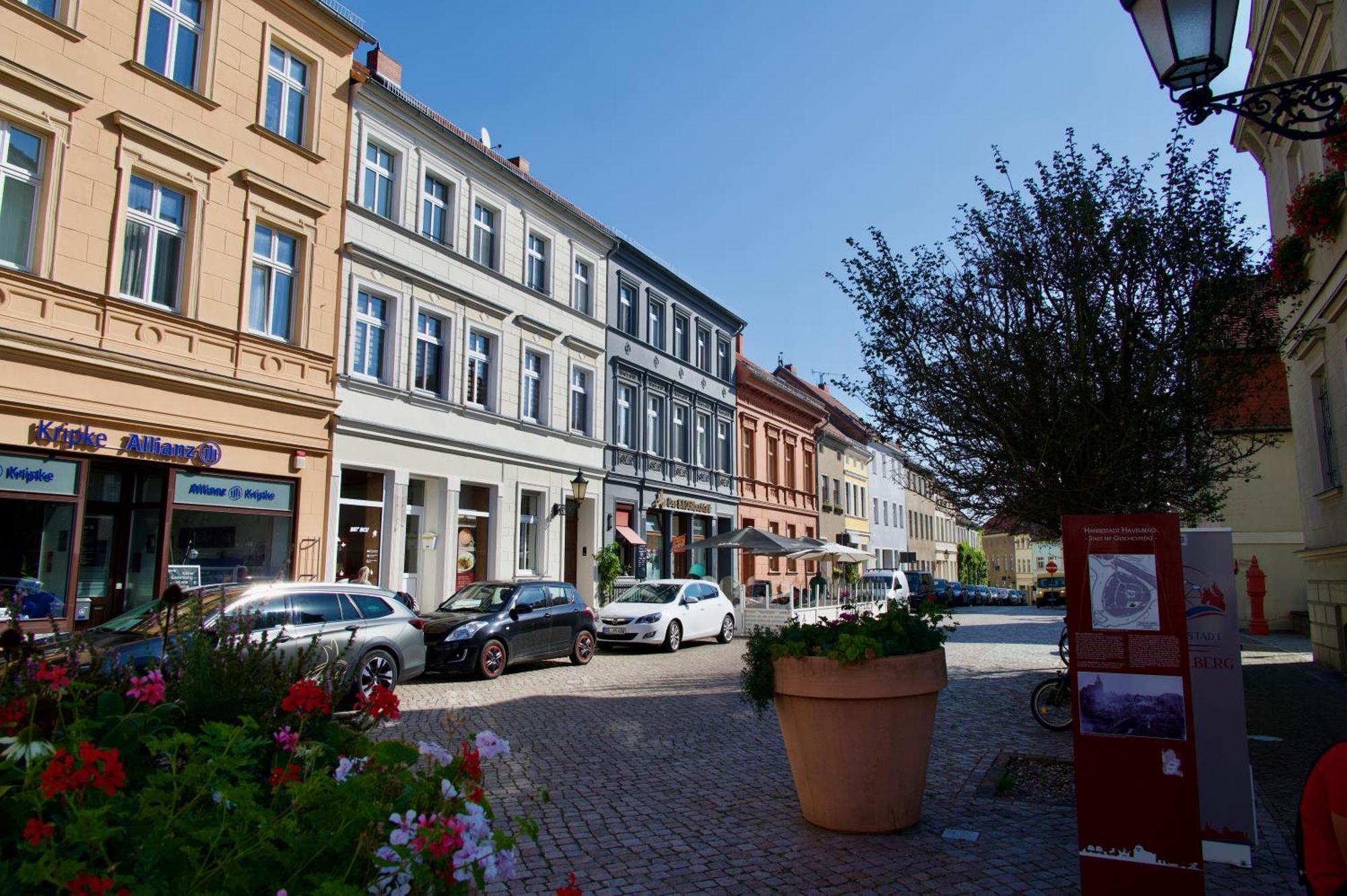 Das Bilderbuchcafe - Pension Markt 7 Havelberg Luaran gambar